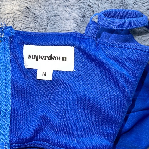 Superdown Tina Skirt Set in Cobalt Blue - Picture 5 of 8